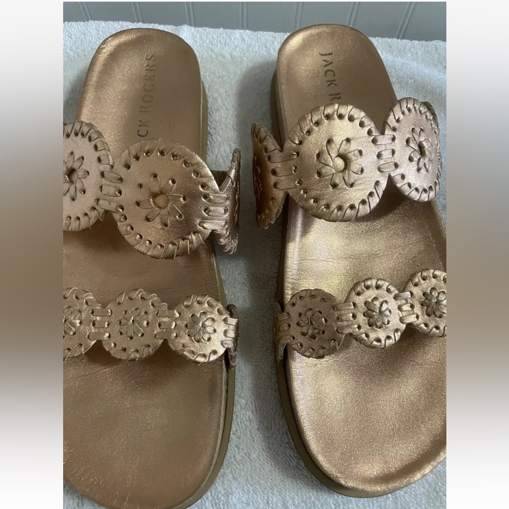 PRICE CUT!!!!!!  JACK ROGERS Lauren leather, double strap flats. Gold. Size 9M